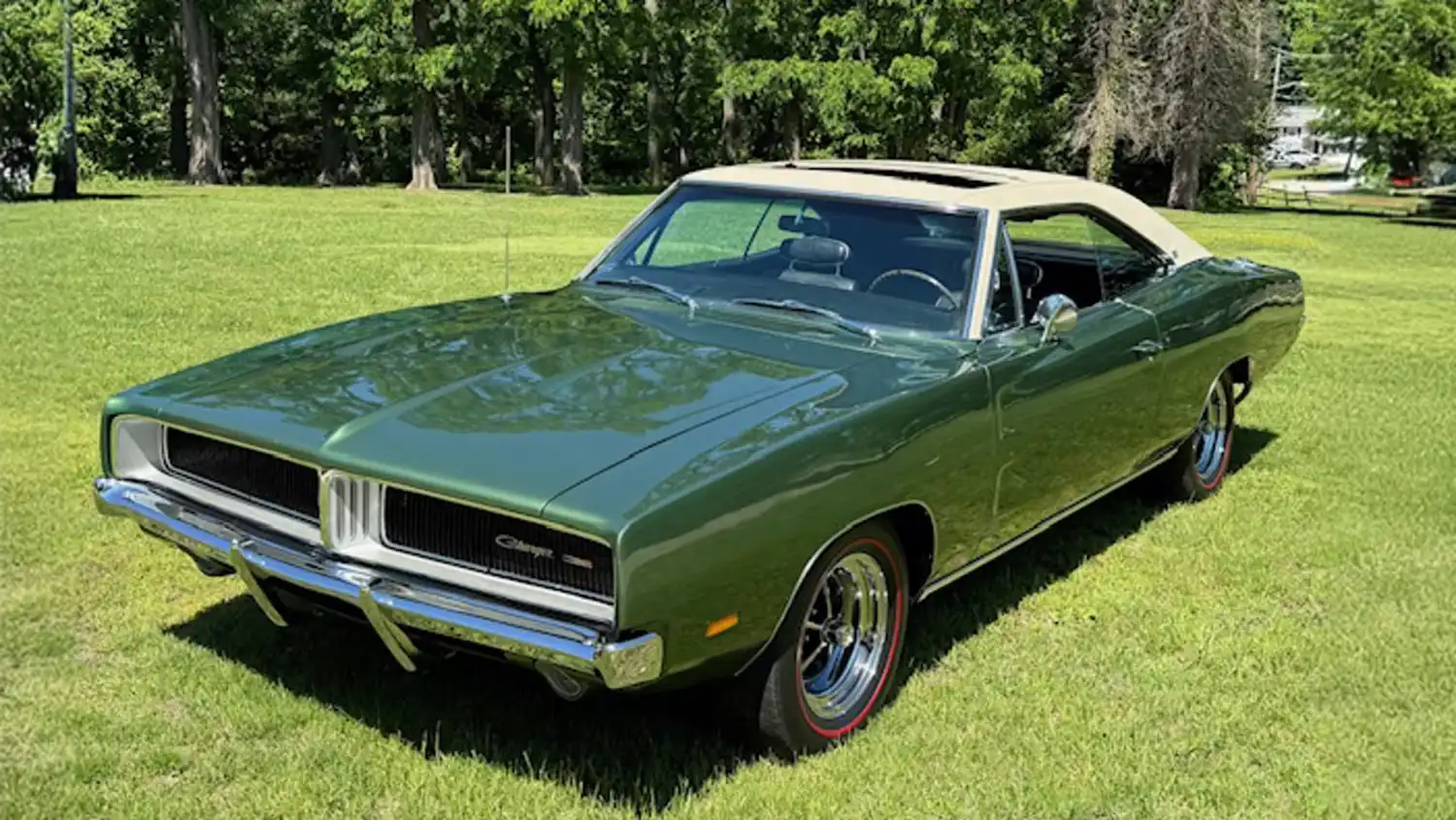 1969 Dodge Charger SE: Rare Mopar Masterpiece 1969 Dodge Charger SE: Rare Mopar Masterpiece