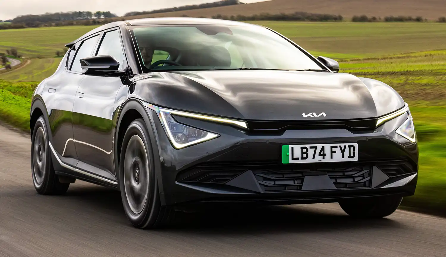 Kia EV6 ‘Air’ Standard Range: Affordable Entry to Award-Winning Electric Mobility