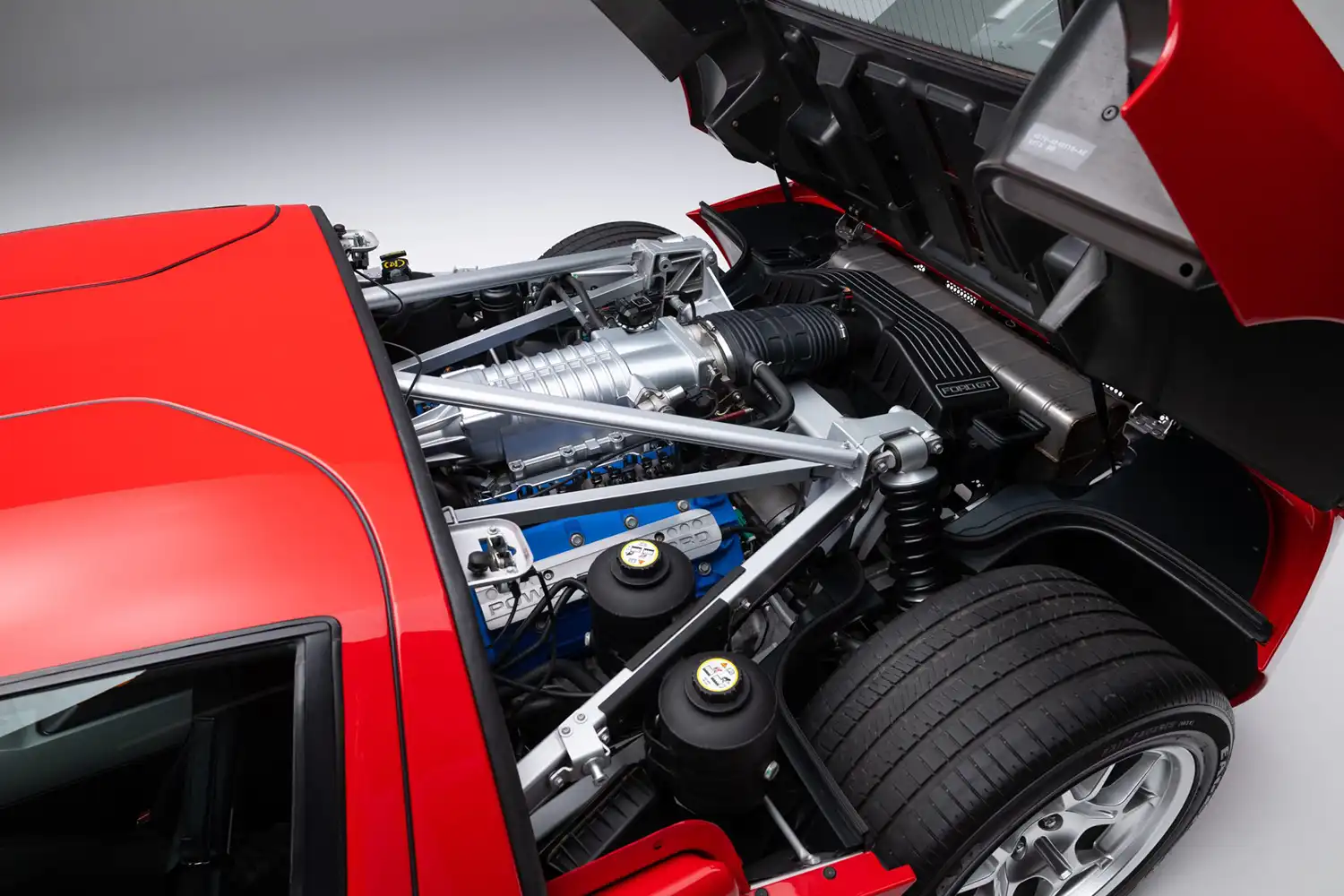 2005 Ford GT Supercharged V8