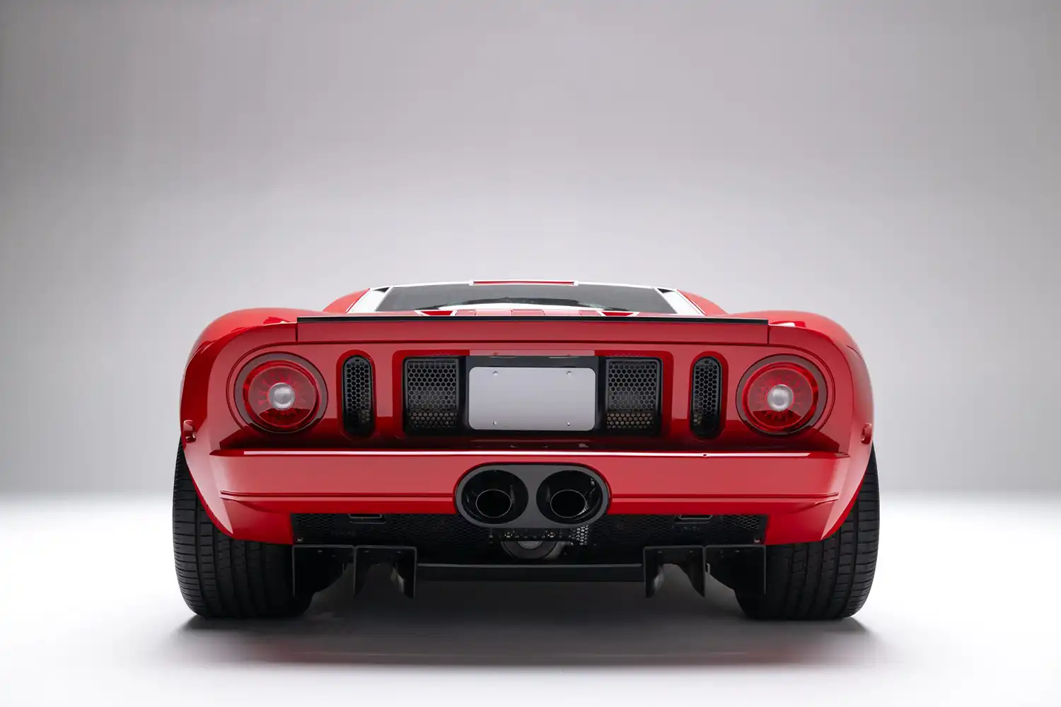 2005 Ford GT Supercharged V8