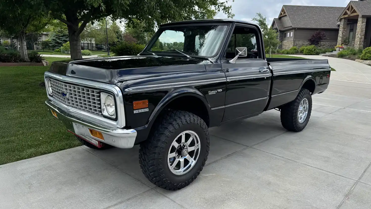 Modified 1971 Chevrolet K10 Pickup Restoration