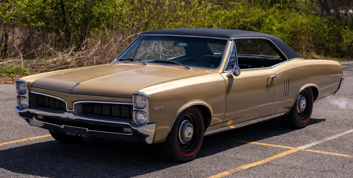 Golden Era: The 1967 Pontiac LeMans Hardtop V-8 Power
