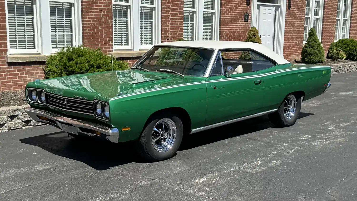 1969 Plymouth Road Runner 383 V-8: A Spring Green Classic