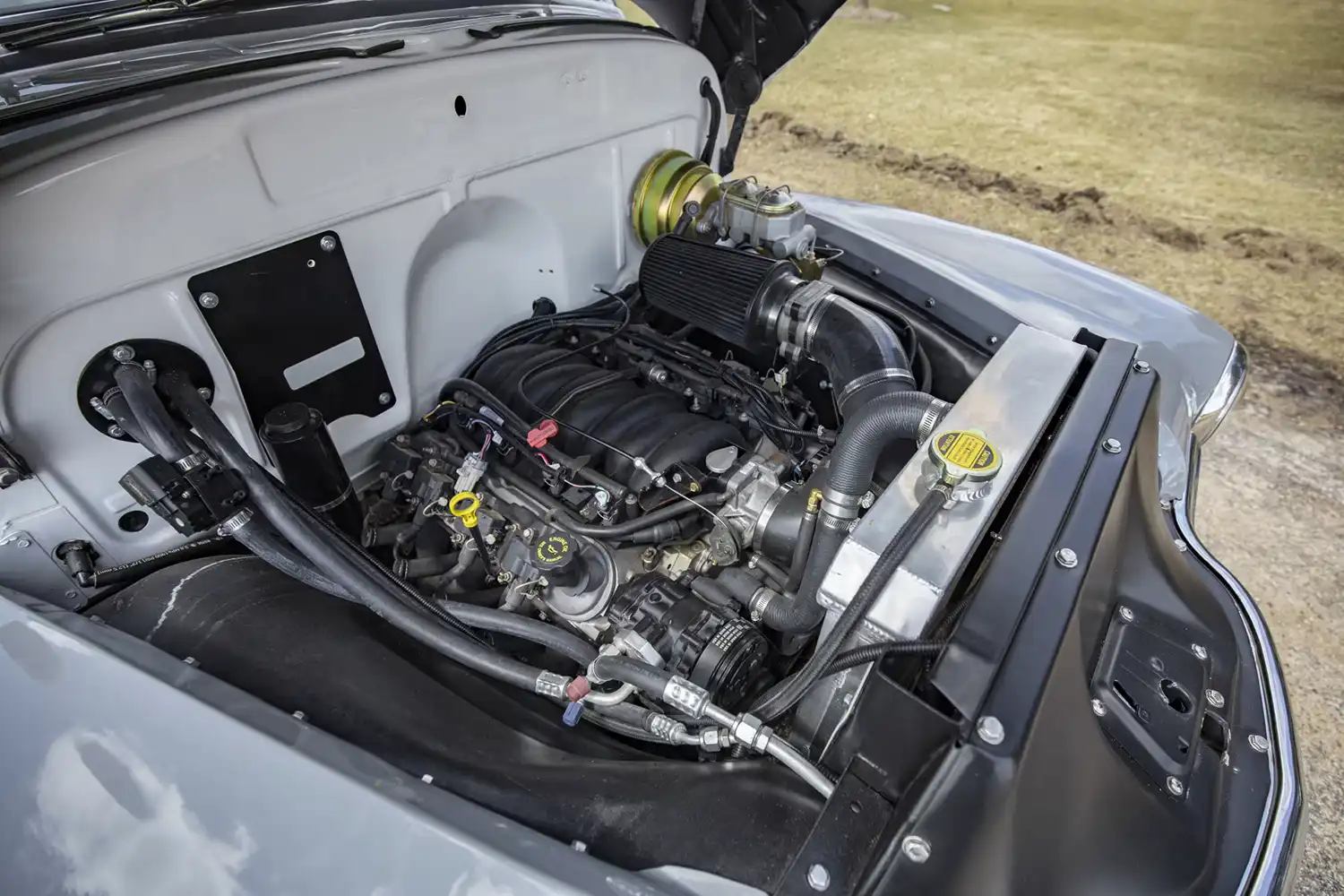 The Revitalized 1952 Chevrolet 3100 5-Window Pickup: A Modern Classic