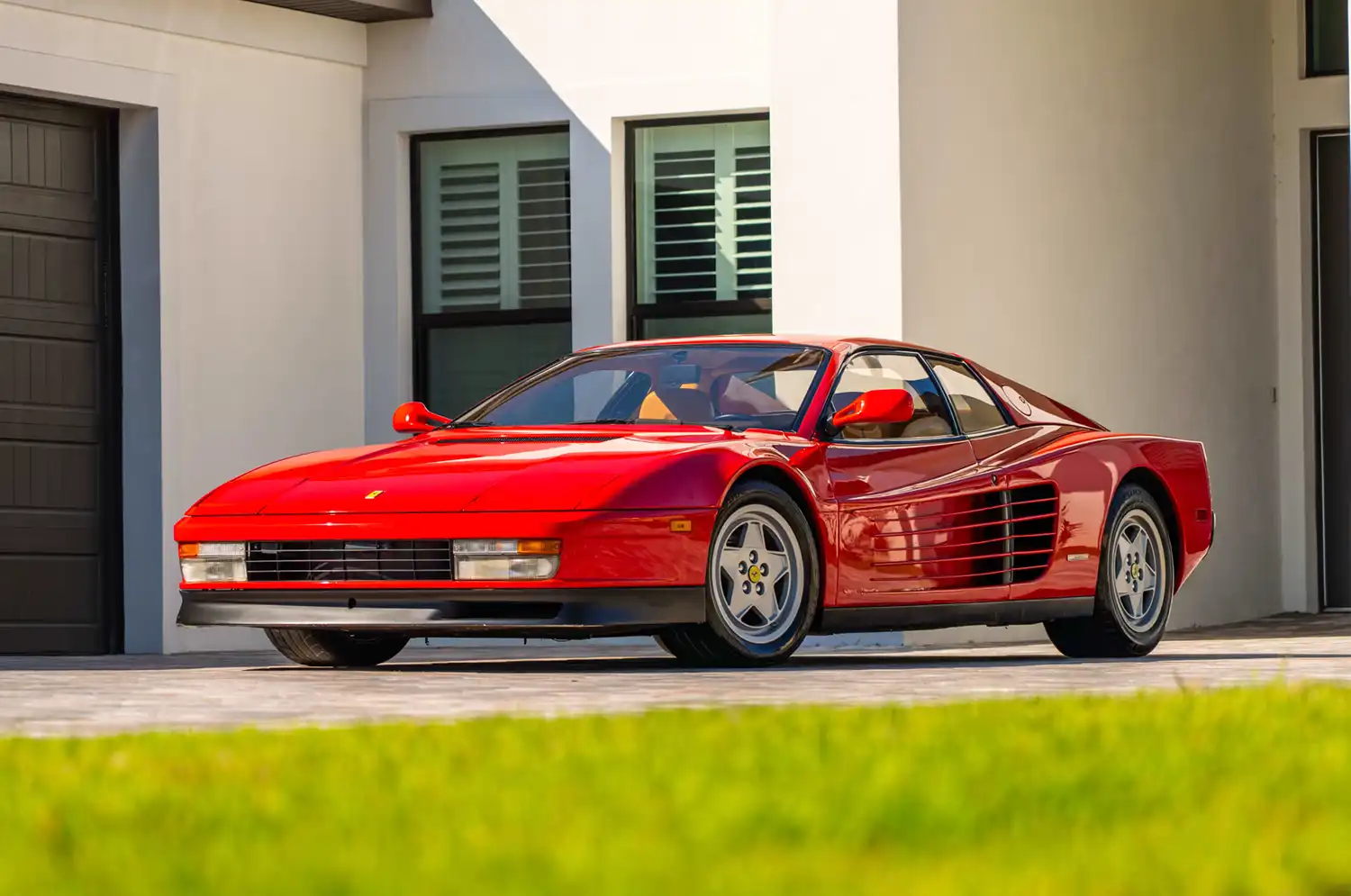 Timeless Icon: 1991 Ferrari Testarossa in Rosso Corsa