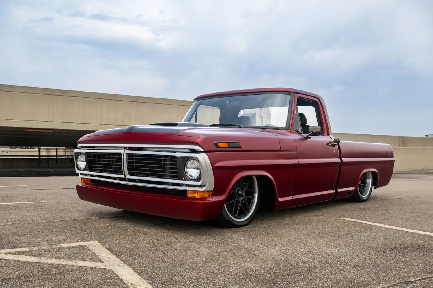 “Red Rhino”: A 1970 Ford F-100 with 730 HP Kaase “Boss Nine” V8
