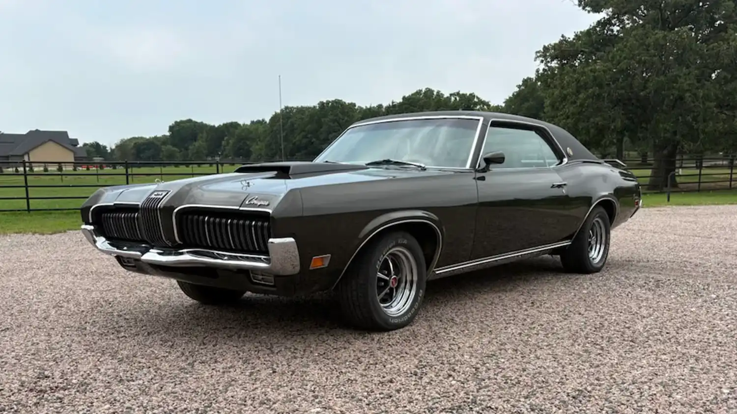 Rare Beauty: This 1970 Mercury Cougar XR-7 Shines Bright