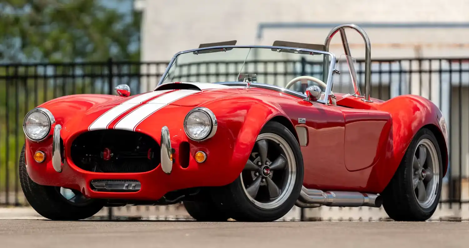 1967 Shelby Cobra Replica: Iconic Power and Style on the Open Road