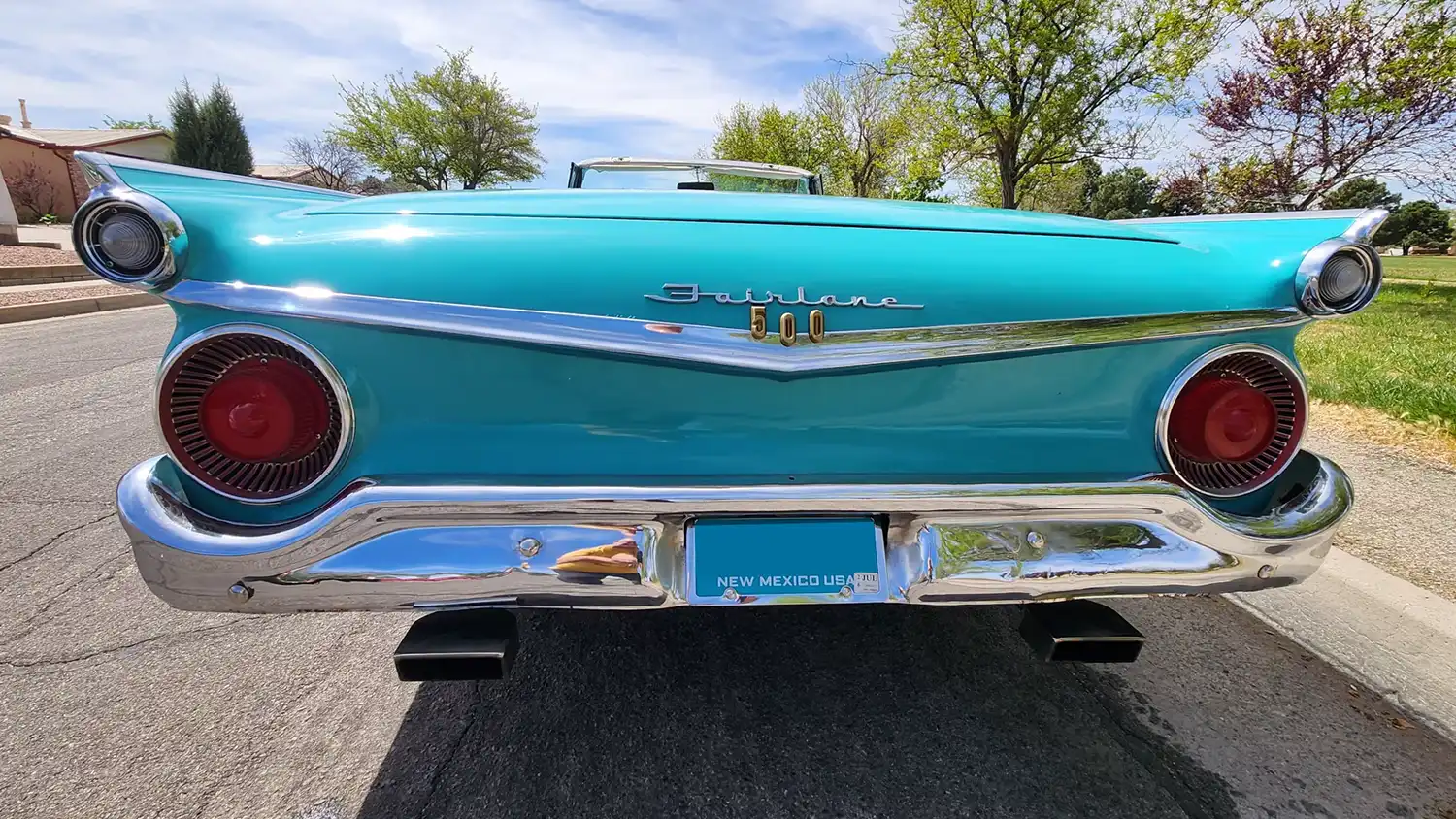1959 Ford Fairlane 500 Galaxie Skyliner: Teal Elegance