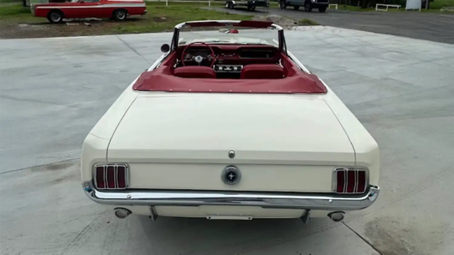 The 1965 Ford Mustang Convertible: A 260 V8 American Icon