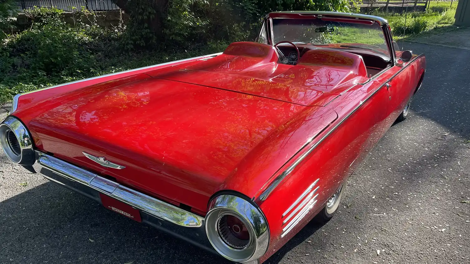 1961 Ford Thunderbird Convertible: Space-Age Style, V8 Power