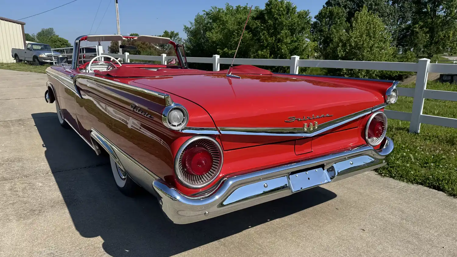 Classic Cruiser: The 1959 Ford Fairlane 500 Galaxie Sunliner
