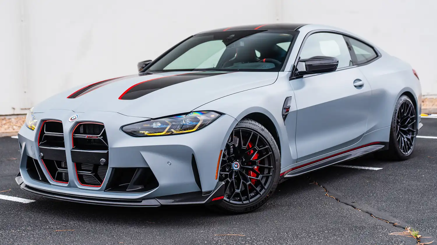 Crafted for Speed: The Exclusive 2023 BMW M4 CSL Experience