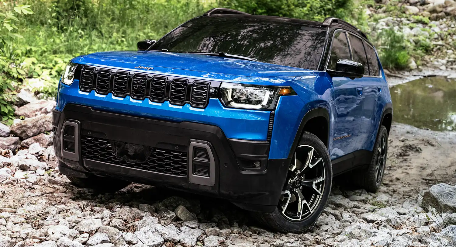 All-New Jeep Cherokee Hybrid SUV: Set for Late 2025 Arrival