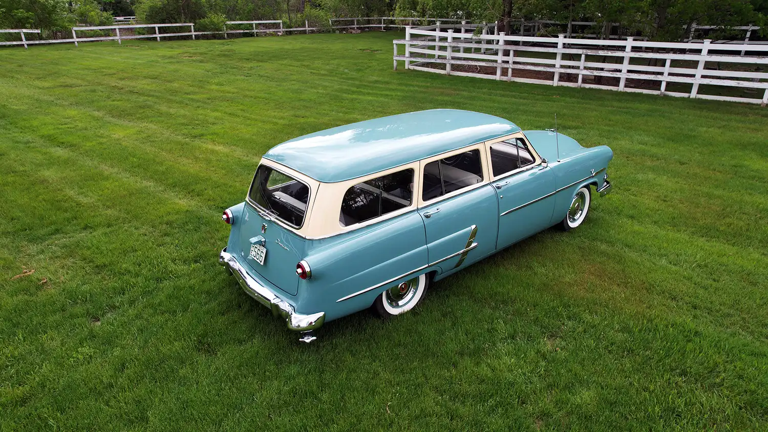 1953 Ford Customline Country Sedan