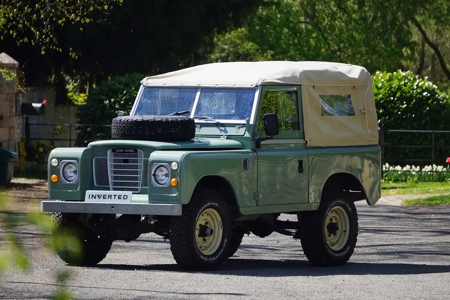 Inverted Electrifies Iconic Land Rover Series I, II & III