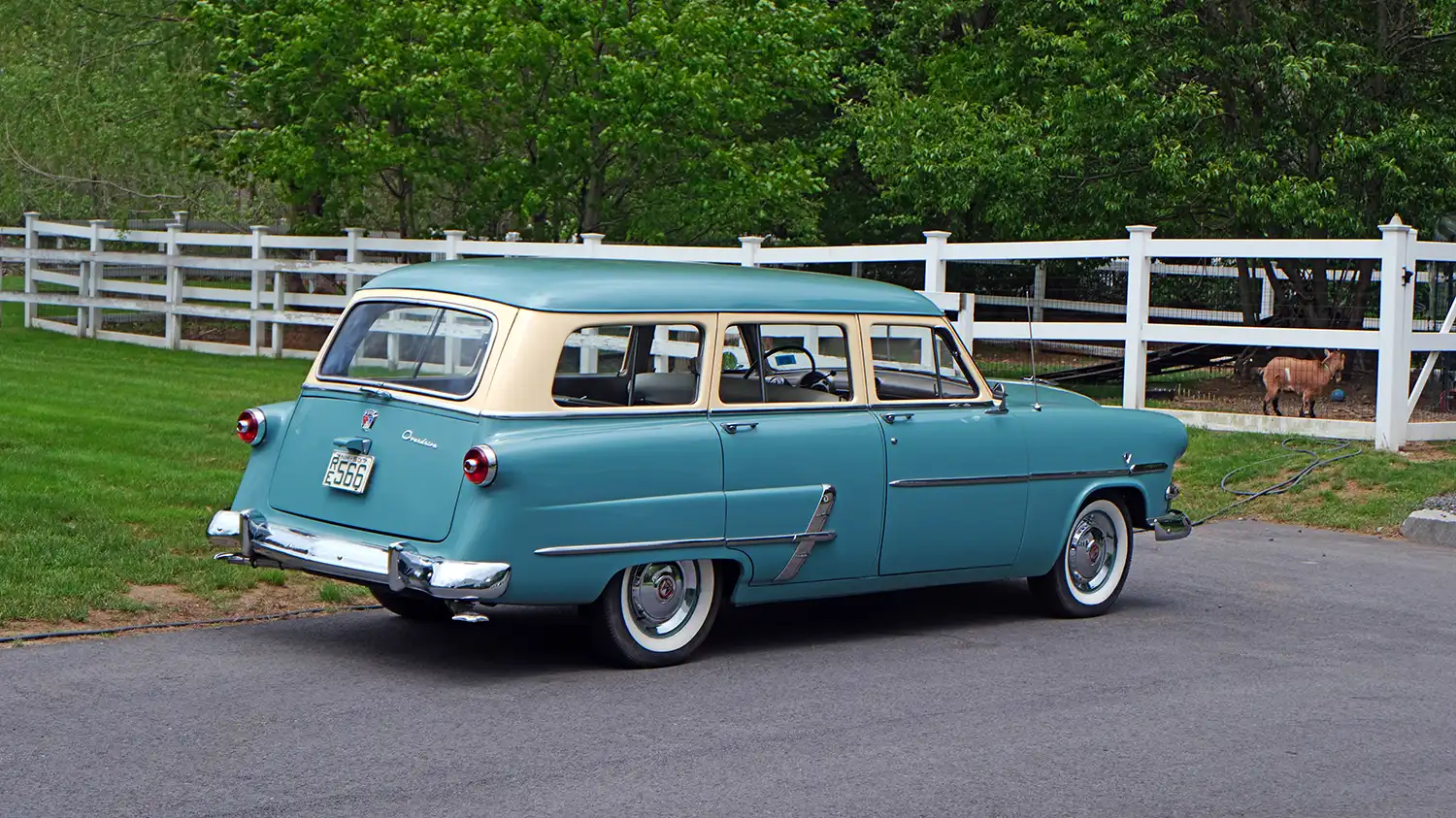 1953 Ford Customline Country Sedan