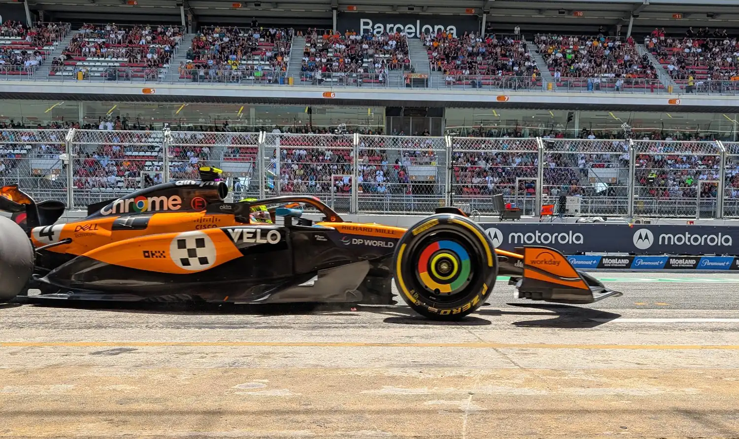 F1 – Oscar Piastri Takes Pole as McLaren Locks Out Front Row in Spain