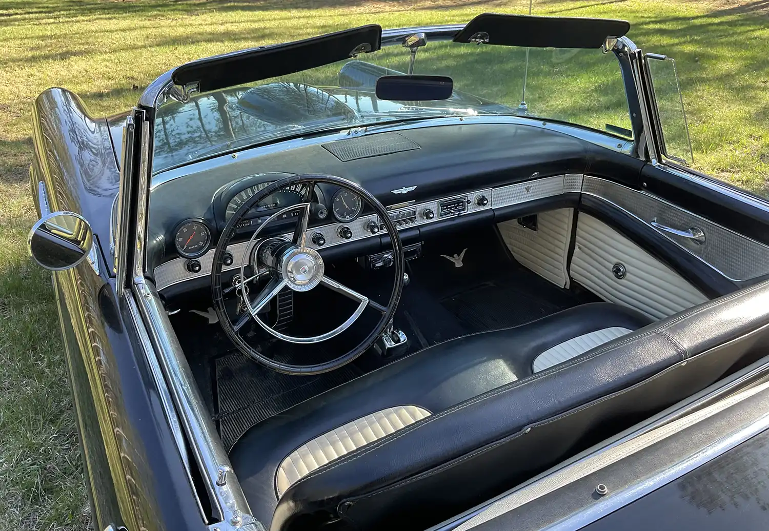 1956 Ford Thunderbird