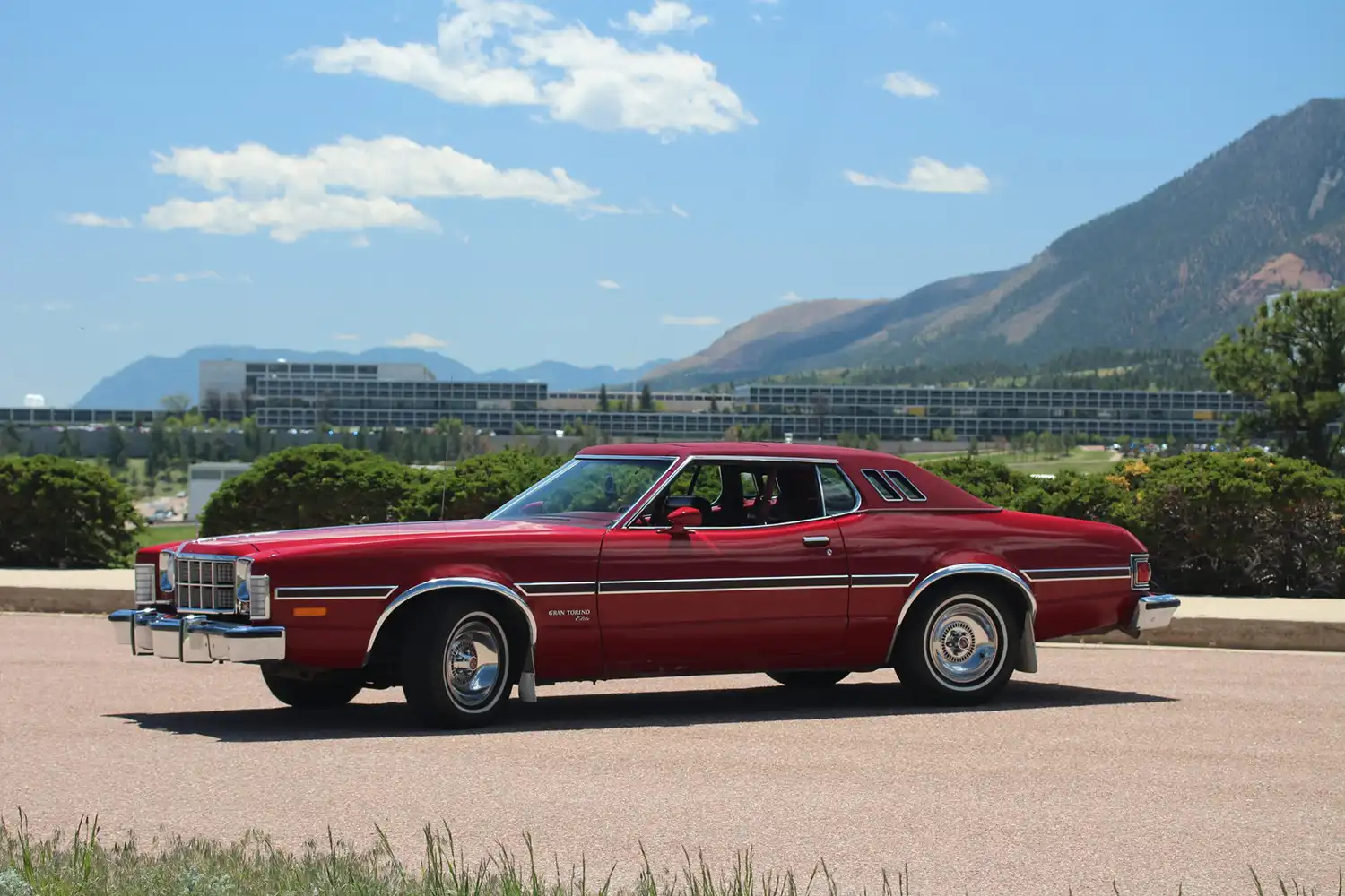 1974 Ford Gran Torino Elite 460 V8 Delivers Vintage Muscle in Style