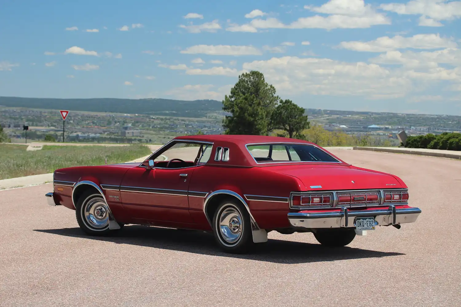 1974 Ford Gran Torino Elite 460 V8 Delivers Vintage Muscle in Style