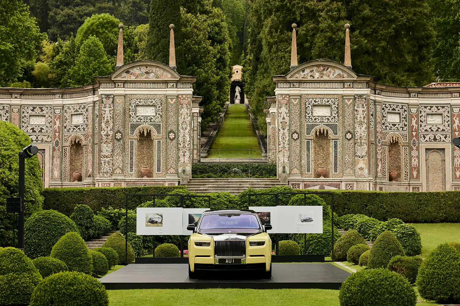 Rolls-Royce Phantom Goldfinger