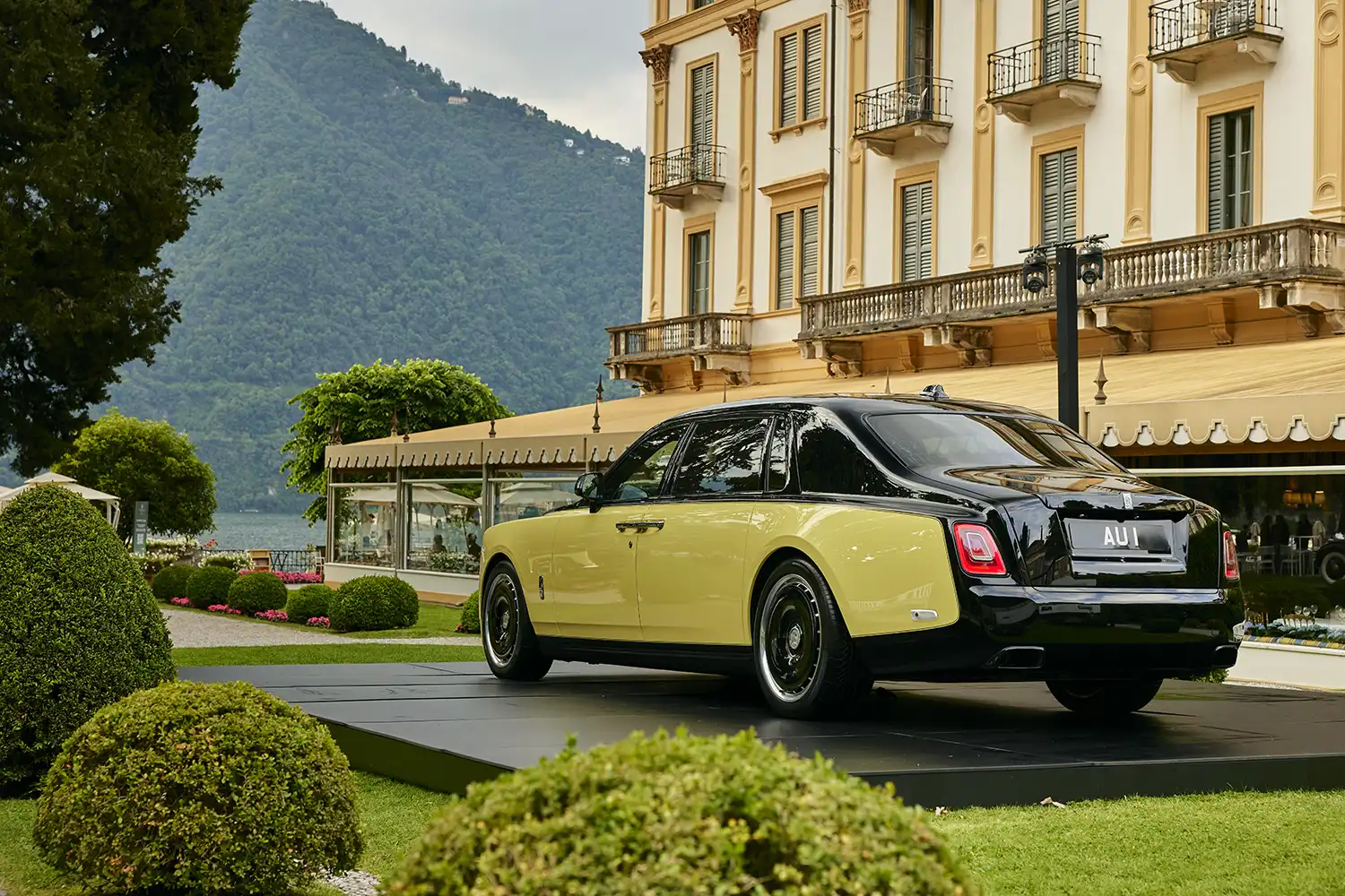 Rolls-Royce Phantom Goldfinger