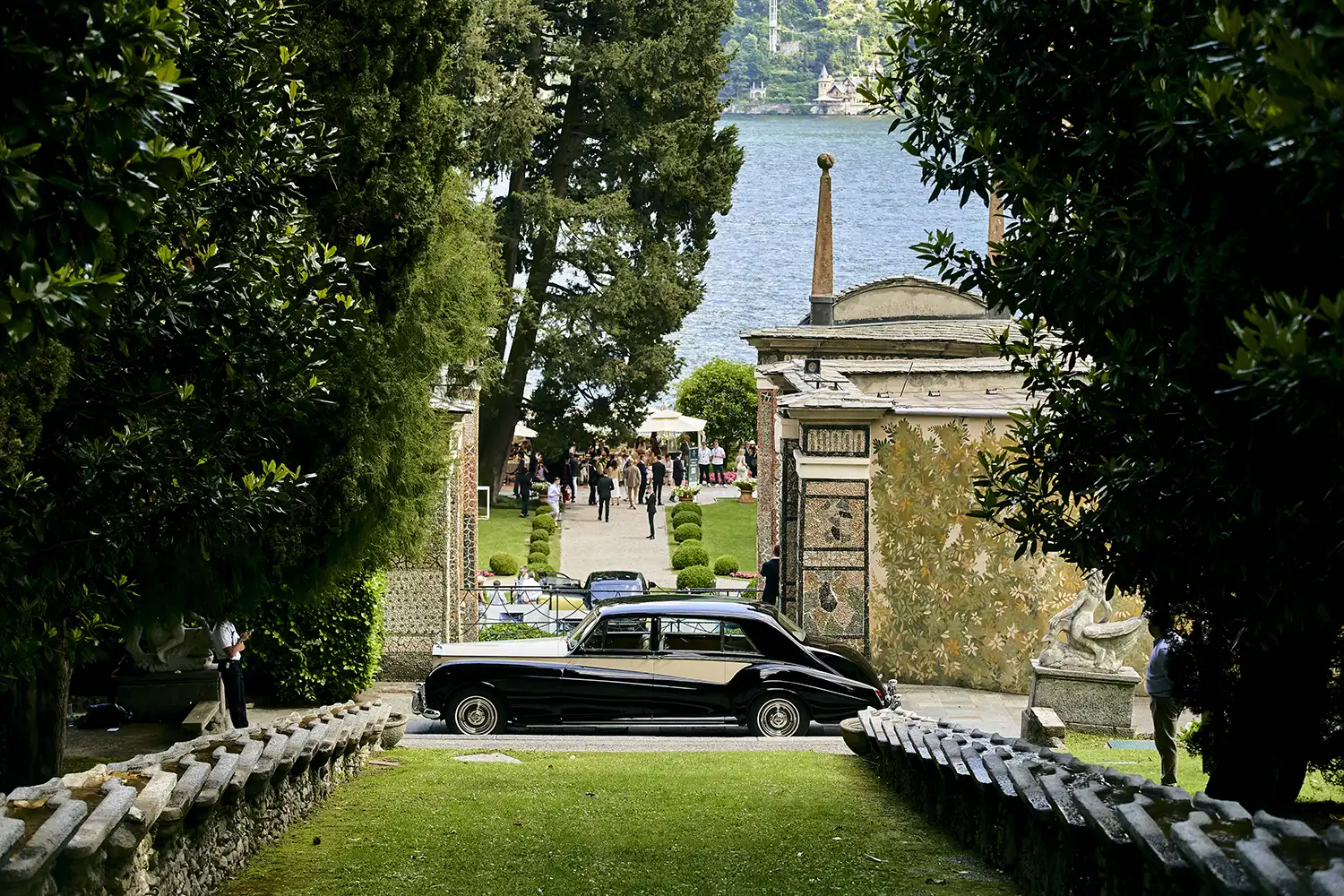 Rolls-Royce Phantom Goldfinger
