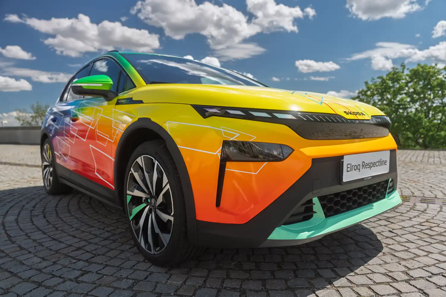 Škoda Elroq Respectline: A Vibrant Celebration of Diversity and Czech Heritage Škoda Elroq Respectline: A Vibrant Celebration of Diversity and Czech Heritage