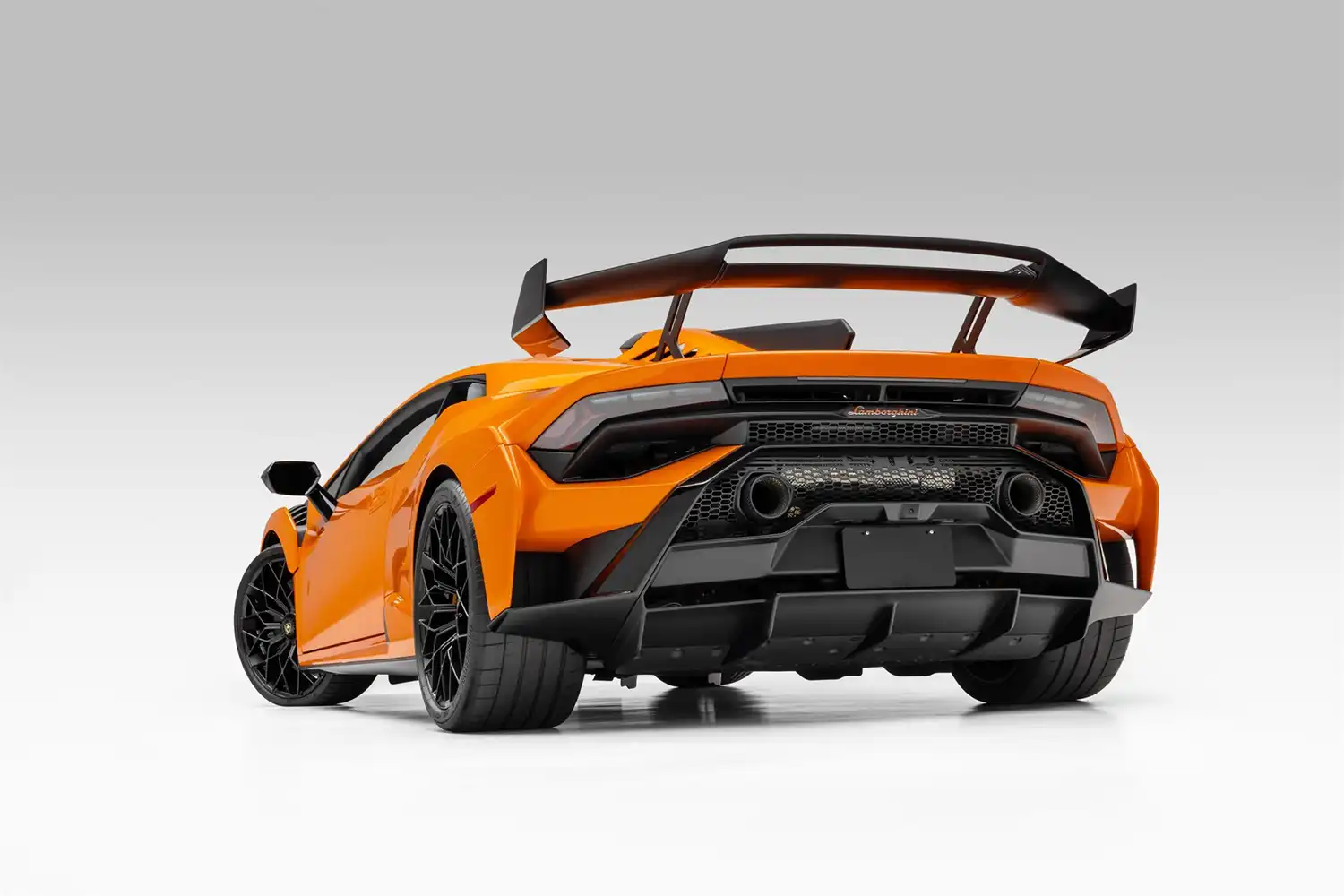 The Track-Bred Beast: 2022 Lamborghini Huracán STO Performance