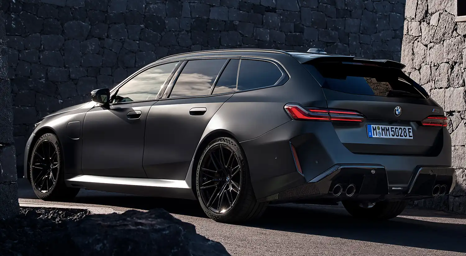 2025 BMW M5 Touring