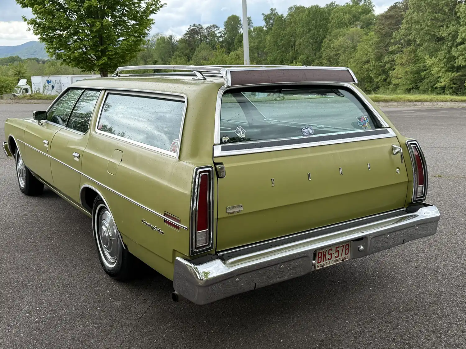 1973 Ford Galaxie 500 Country Sedan