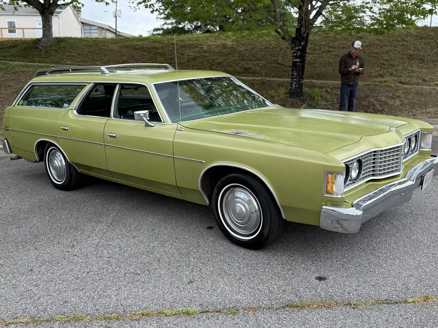 1973 Ford Galaxie 500 Country Sedan