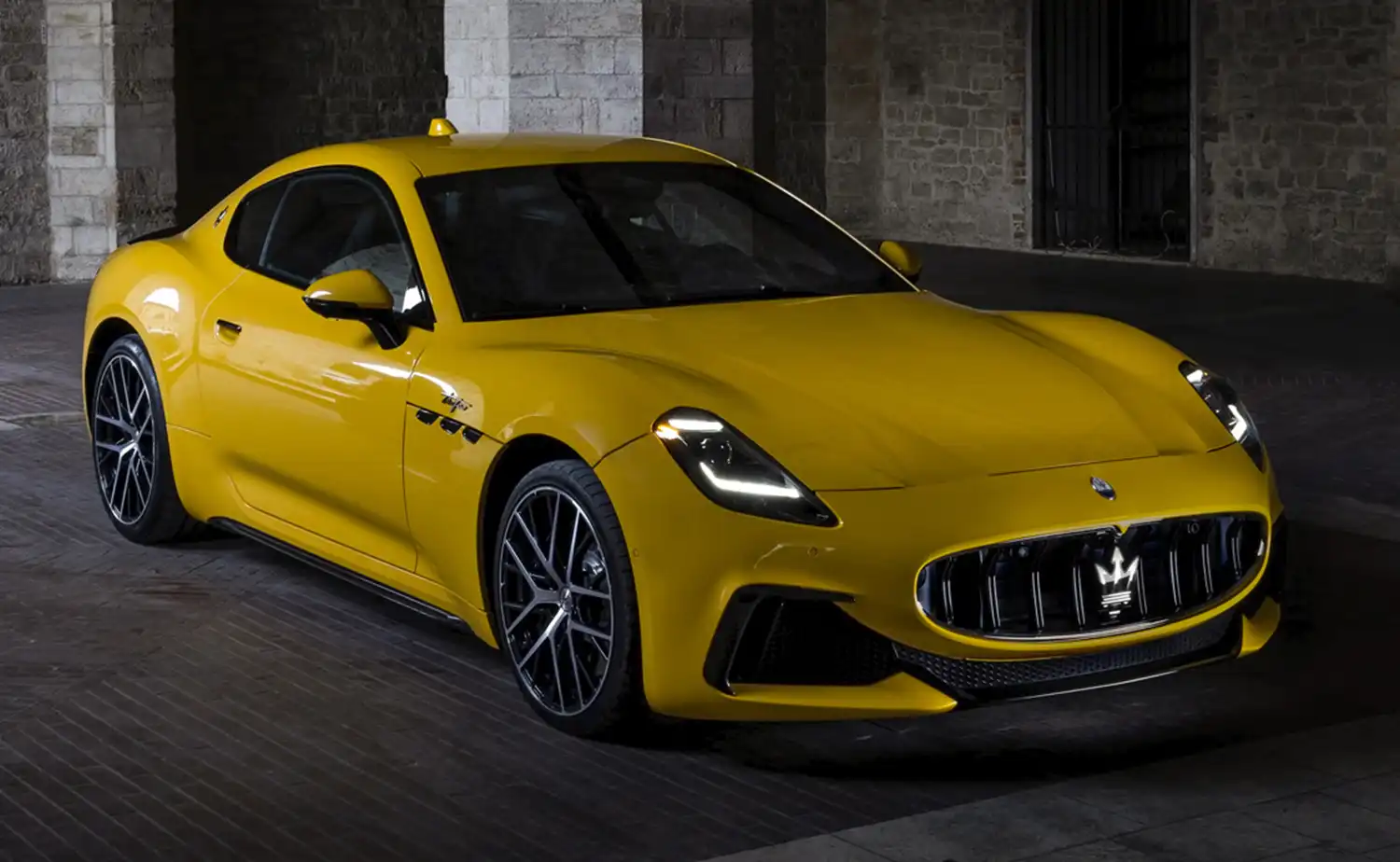Maserati Honors Its Racing Legacy at 2025 Mille Miglia