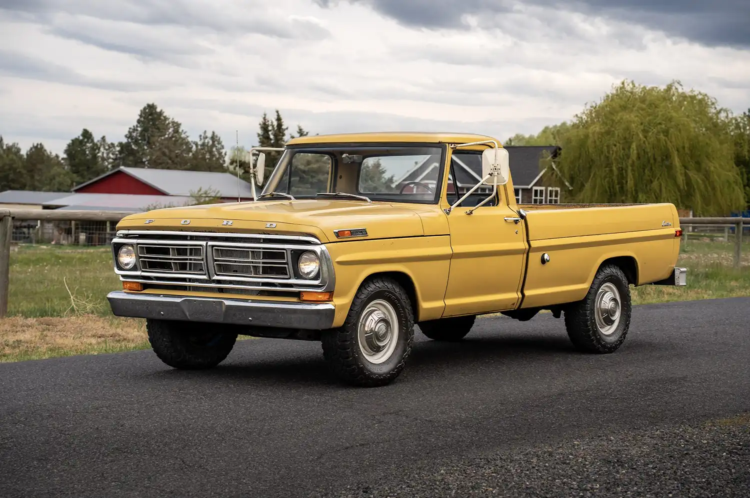 1972 Ford F-250 Custom Pickup