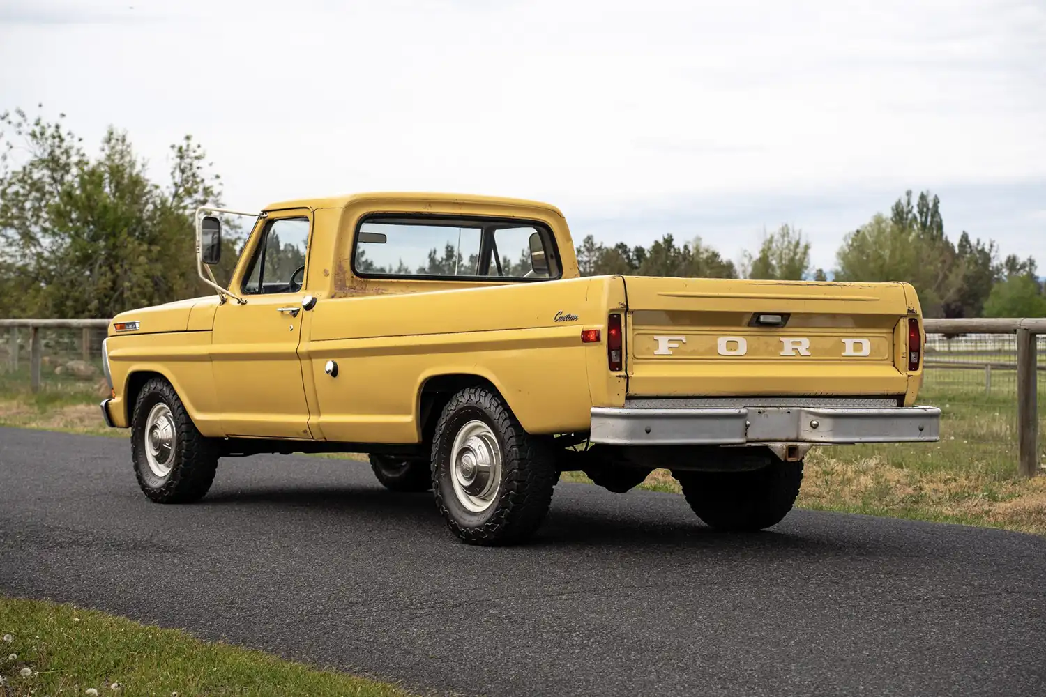 1972 Ford F-250 Custom Pickup