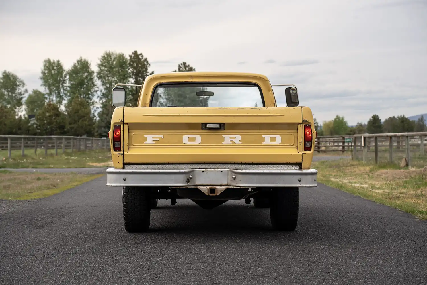 1972 Ford F-250 Custom Pickup