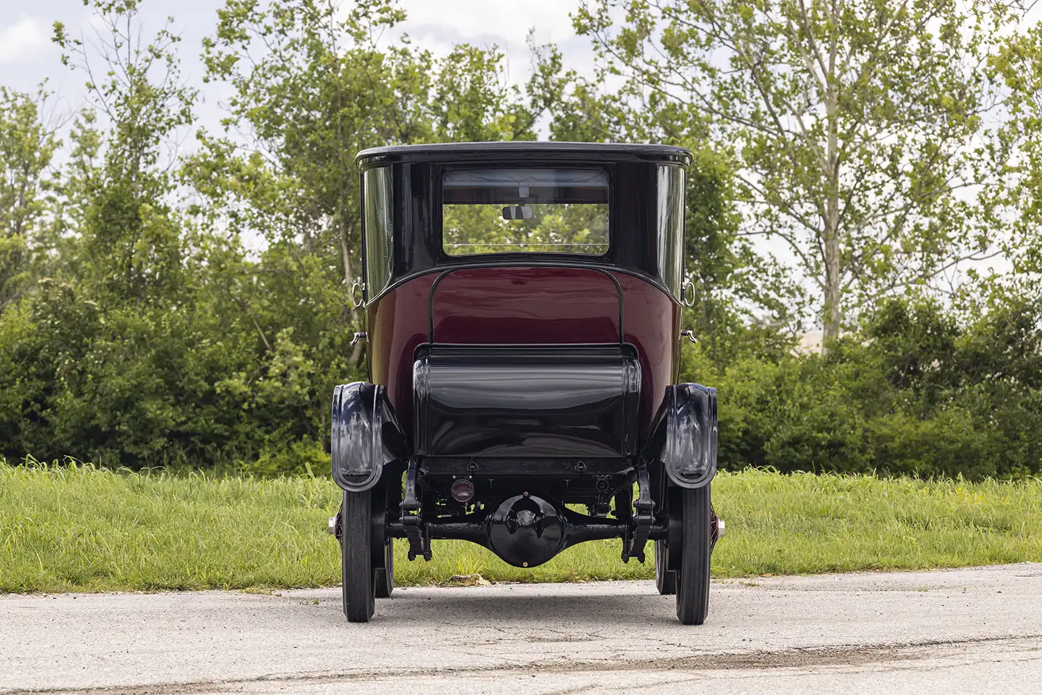 1918 Detroit Electric Model 75A