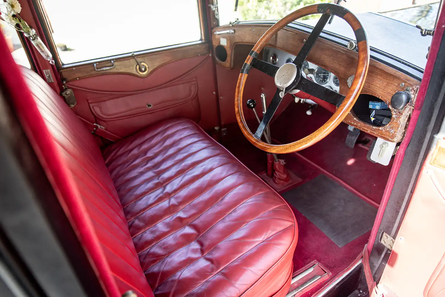 1928 Delage Saloon