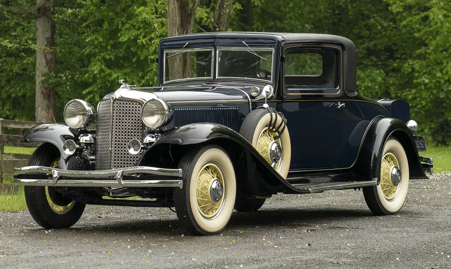 1931 Chrysler CD Deluxe Eight Coupe in Show-Ready Condition