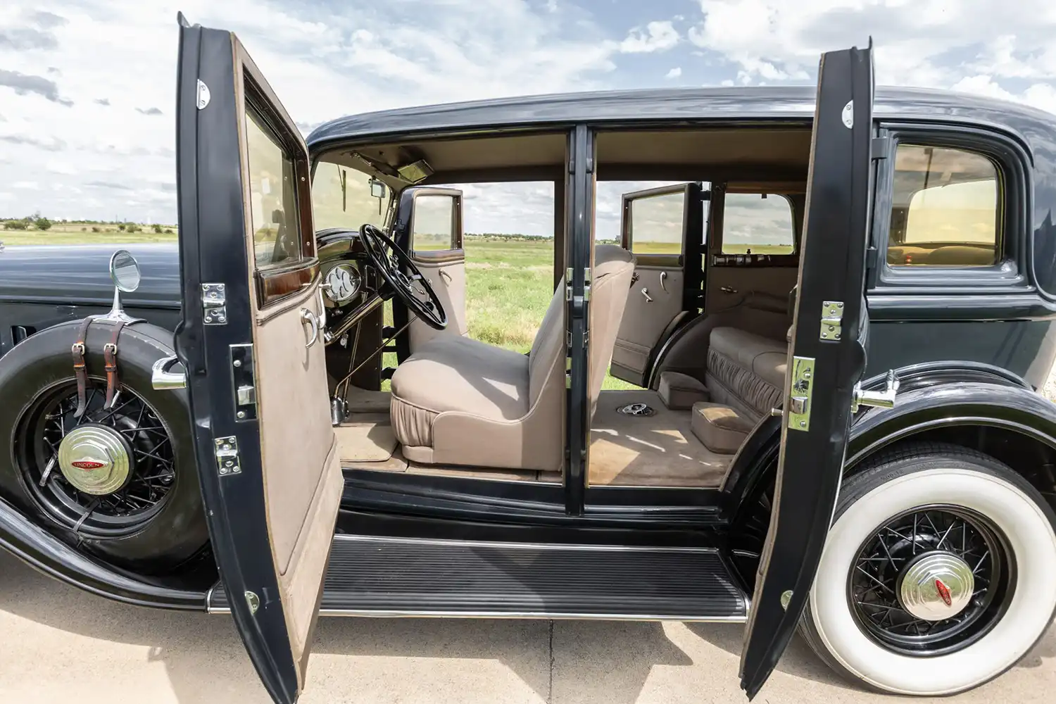 1932 Lincoln Model KA