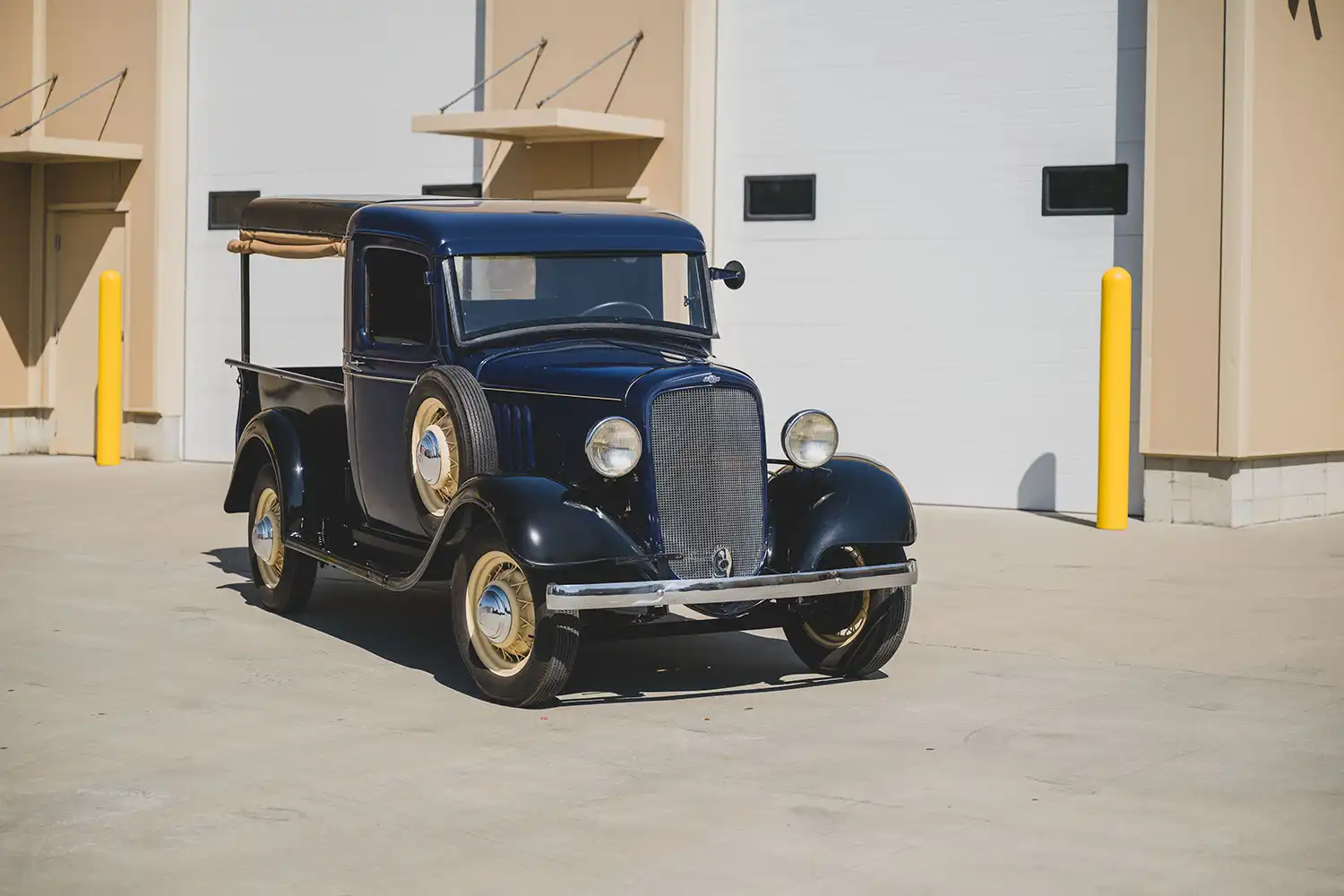 1935 Chevrolet Master EB Canopy Truck