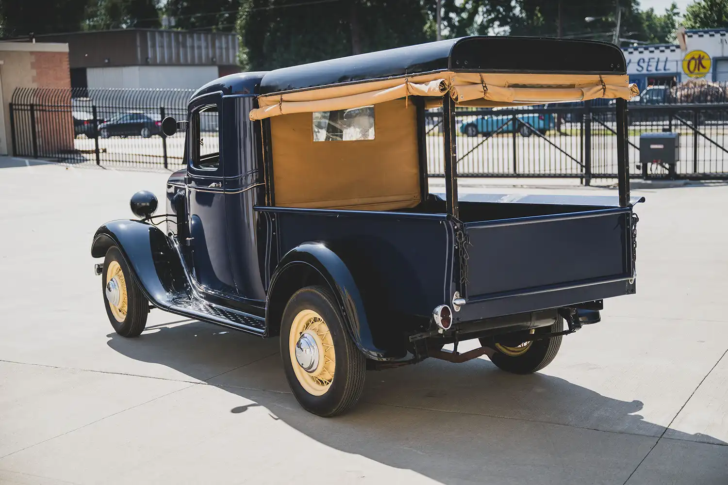 1935 Chevrolet Master EB Canopy Truck