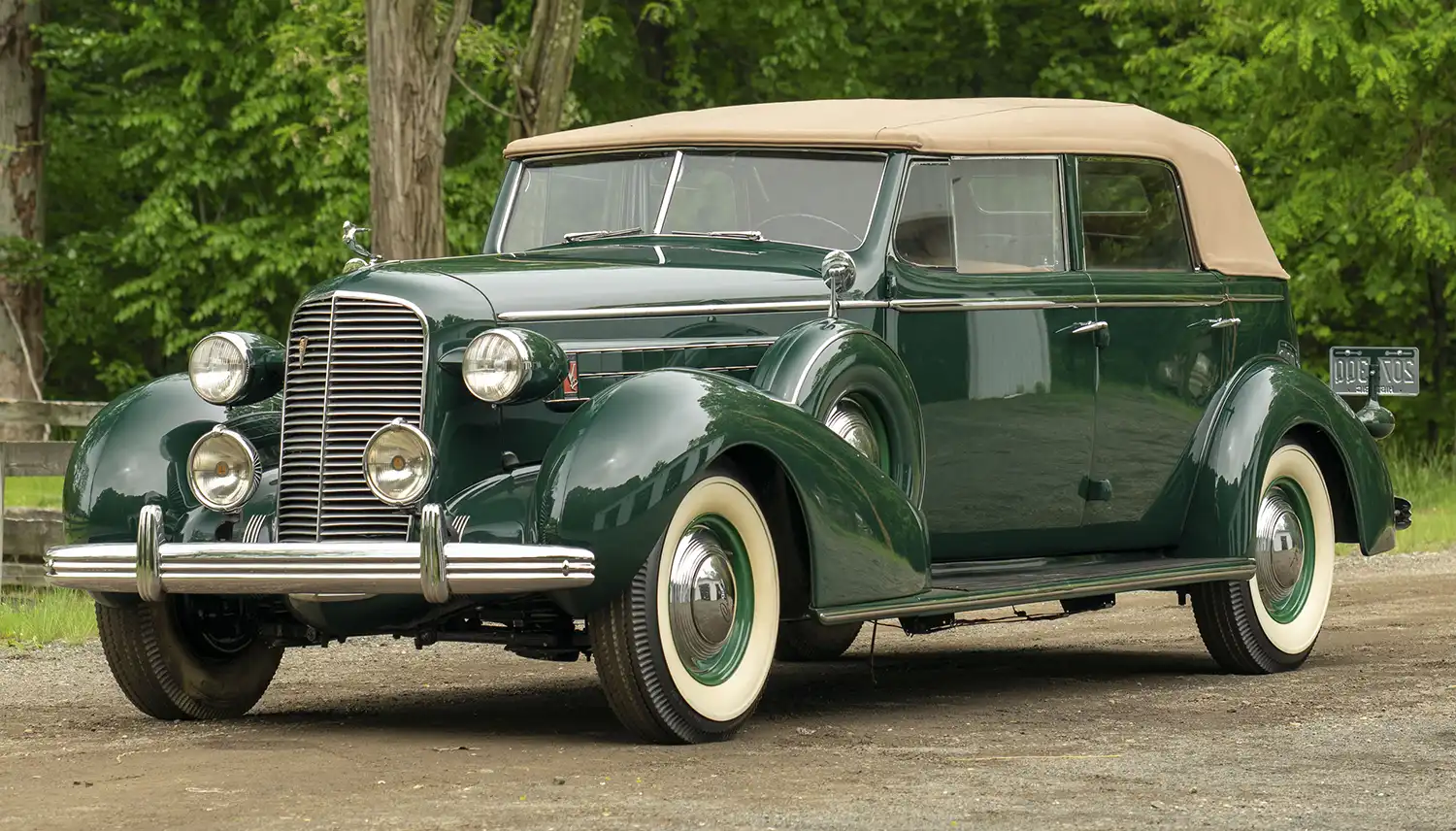 A True Masterpiece: The 1936 Cadillac Series 85 Convertible Sedan Awaits
