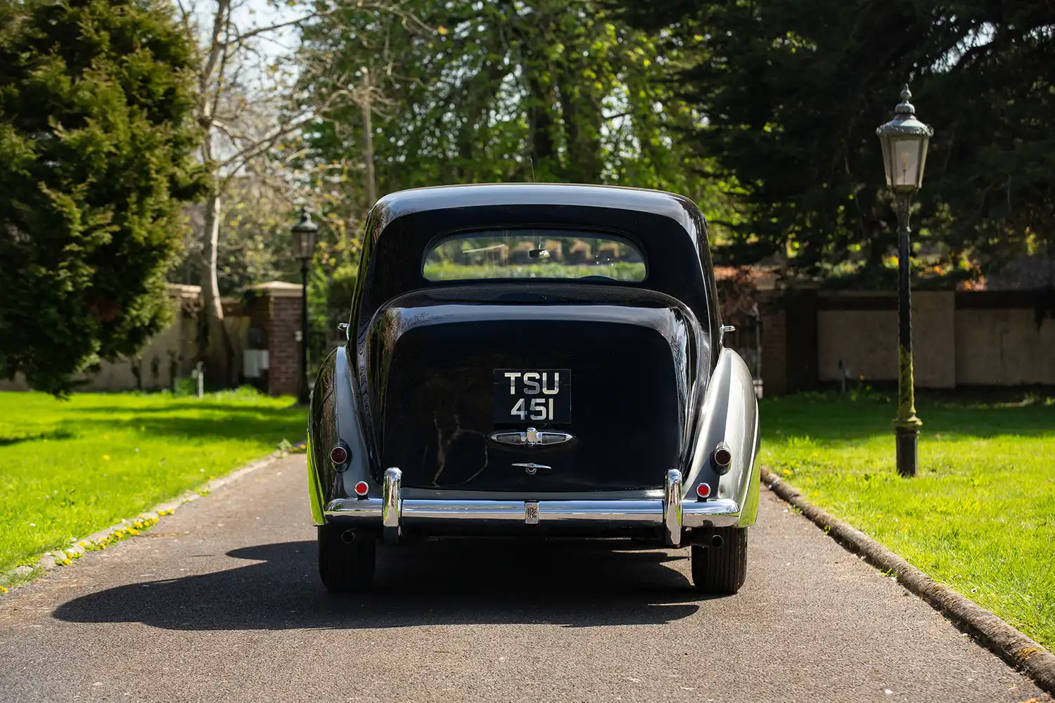 1954 Rolls-Royce Silver Dawn Saloon