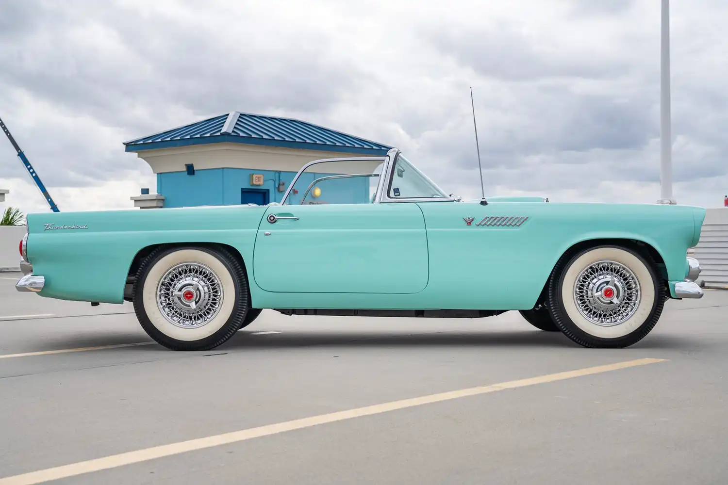 1955 Ford Thunderbird 3-Speed