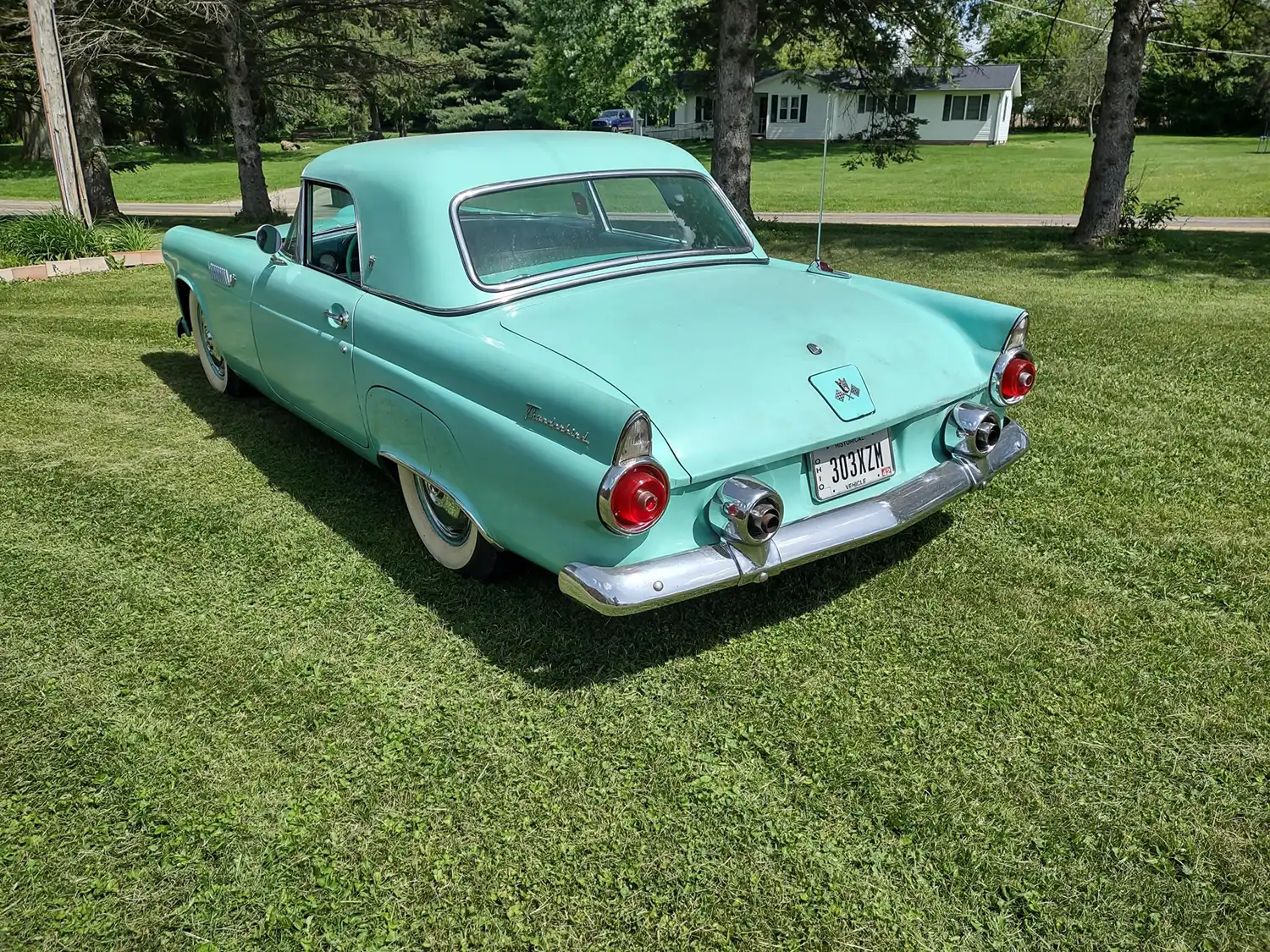 1955 Ford Thunderbird