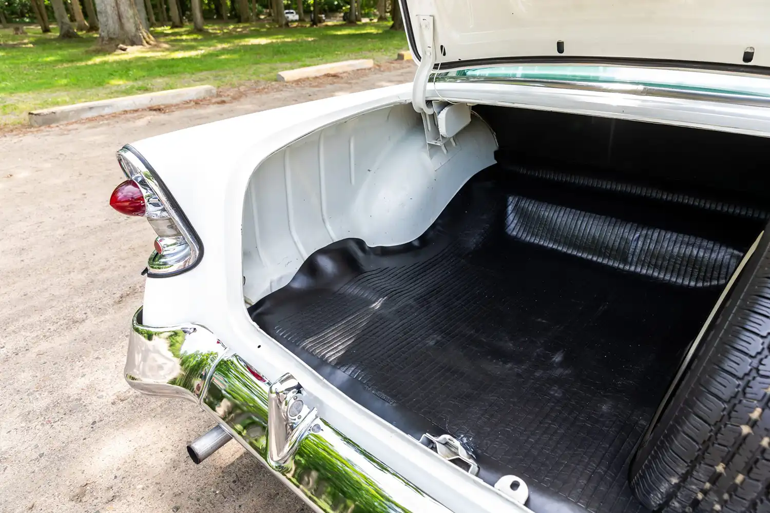 1956 Chevrolet Bel Air 2-Door Sedan