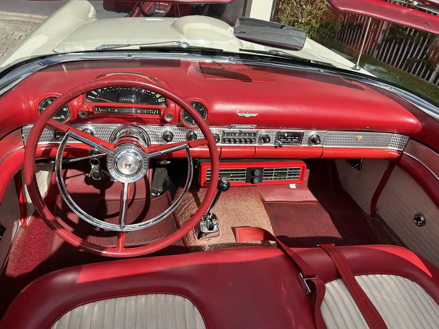 1956 Ford Thunderbird