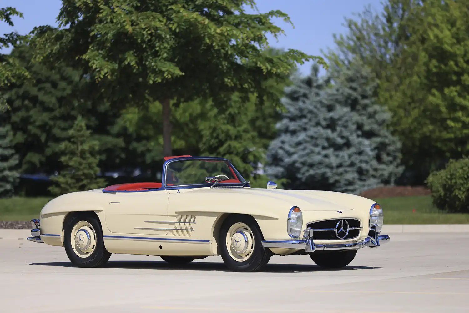 Sympathetically Restored: 1957 Mercedes-Benz 300 SL Roadster Sympathetically Restored: 1957 Mercedes-Benz 300 SL Roadster